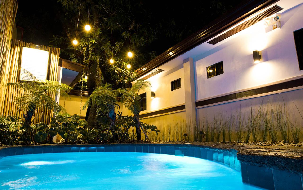 Garden View Hotel Angeles Bagian luar foto