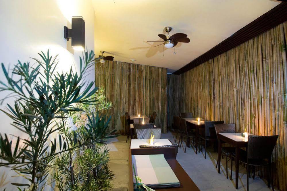 Garden View Hotel Angeles Bagian luar foto