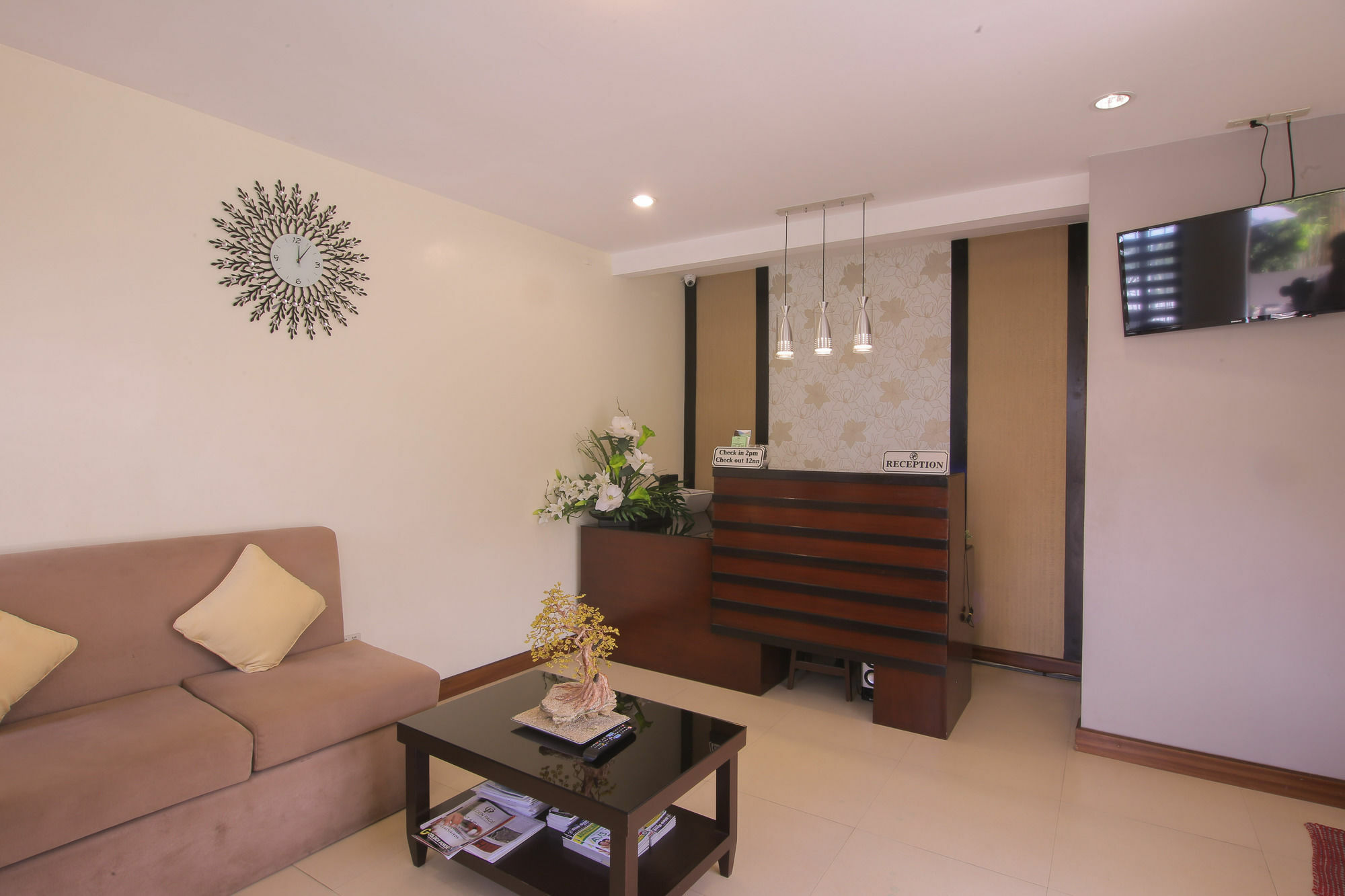 Garden View Hotel Angeles Bagian luar foto