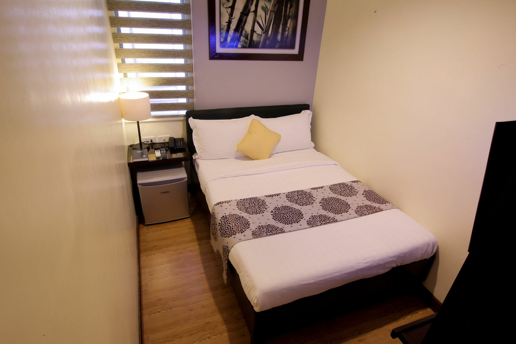 Garden View Hotel Angeles Bagian luar foto